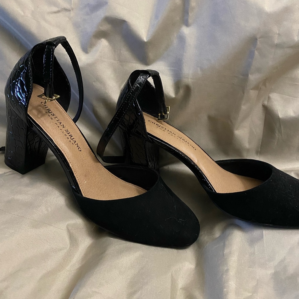 Christian Siriano Black Textured Heels size 8